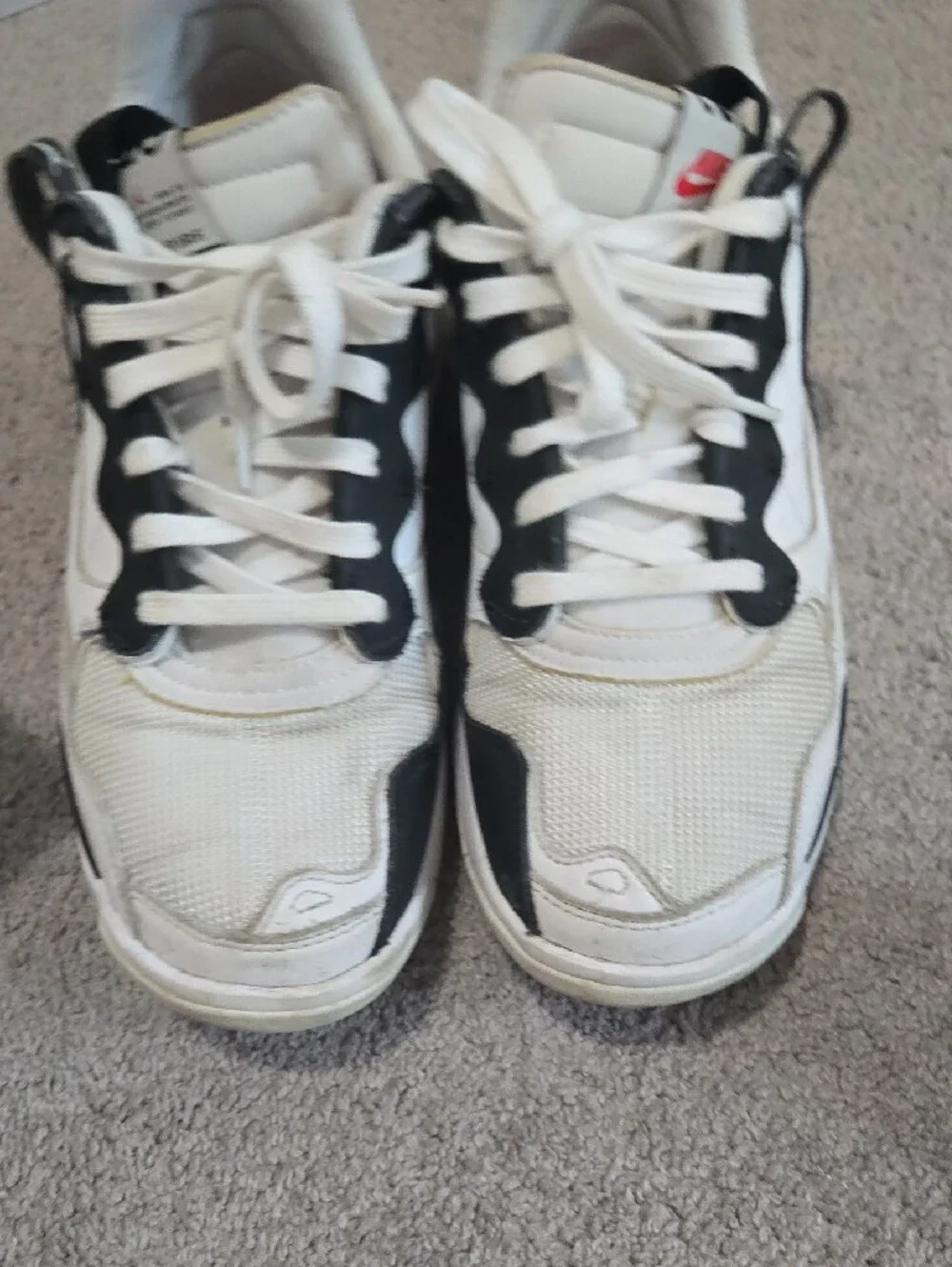 Jordan Ma2 Size 10 White Black Red